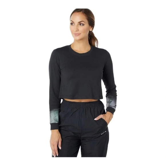 adidas Tops - Adidas Holiday Graphics Crop Long Sleeve Tee NWT